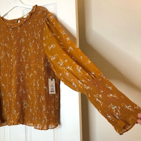 Women’s Plus Size Smocked Long Sleeves Blouse Top - Picture 7 of 8